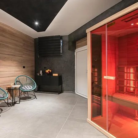 Exclusive * Πούλα